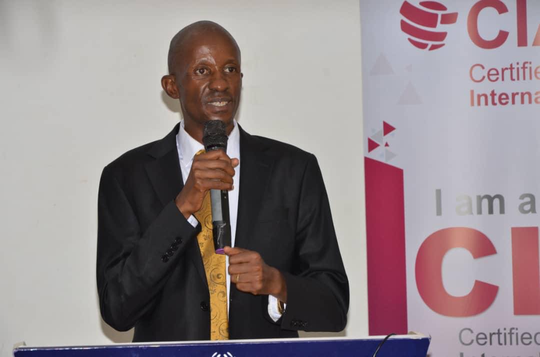 Internal auditors receiving professional certification